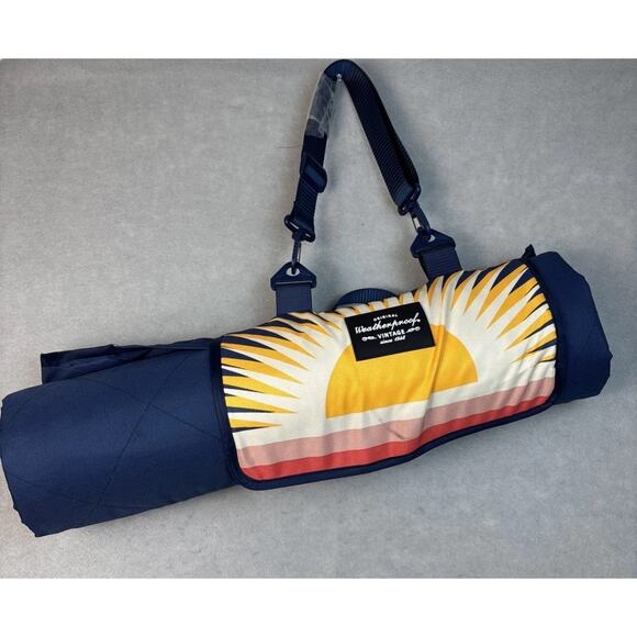 Weatherproof Vintage Other - Weatherproof Vintage Outdoor Blanket Stripes Sunshine Navy Carry Strap Travel